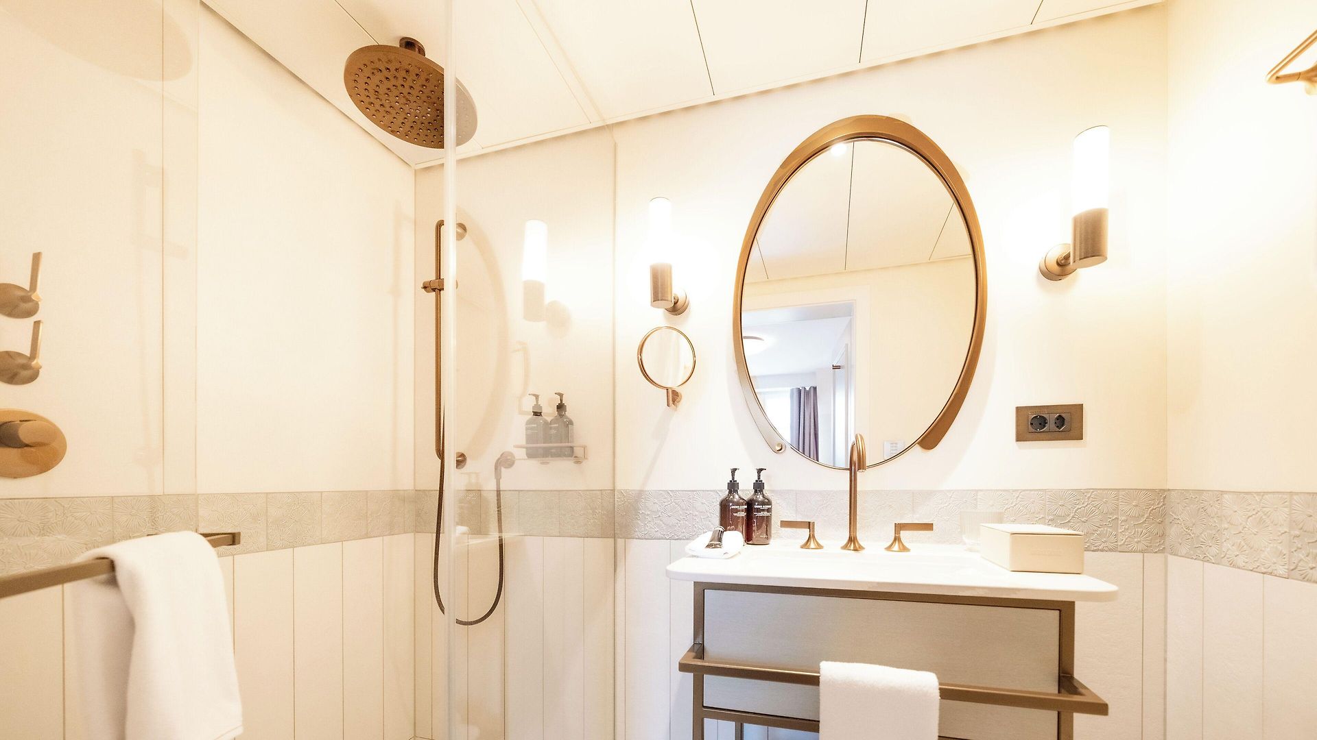 Small Luxury Ambassador Hotel Zürich