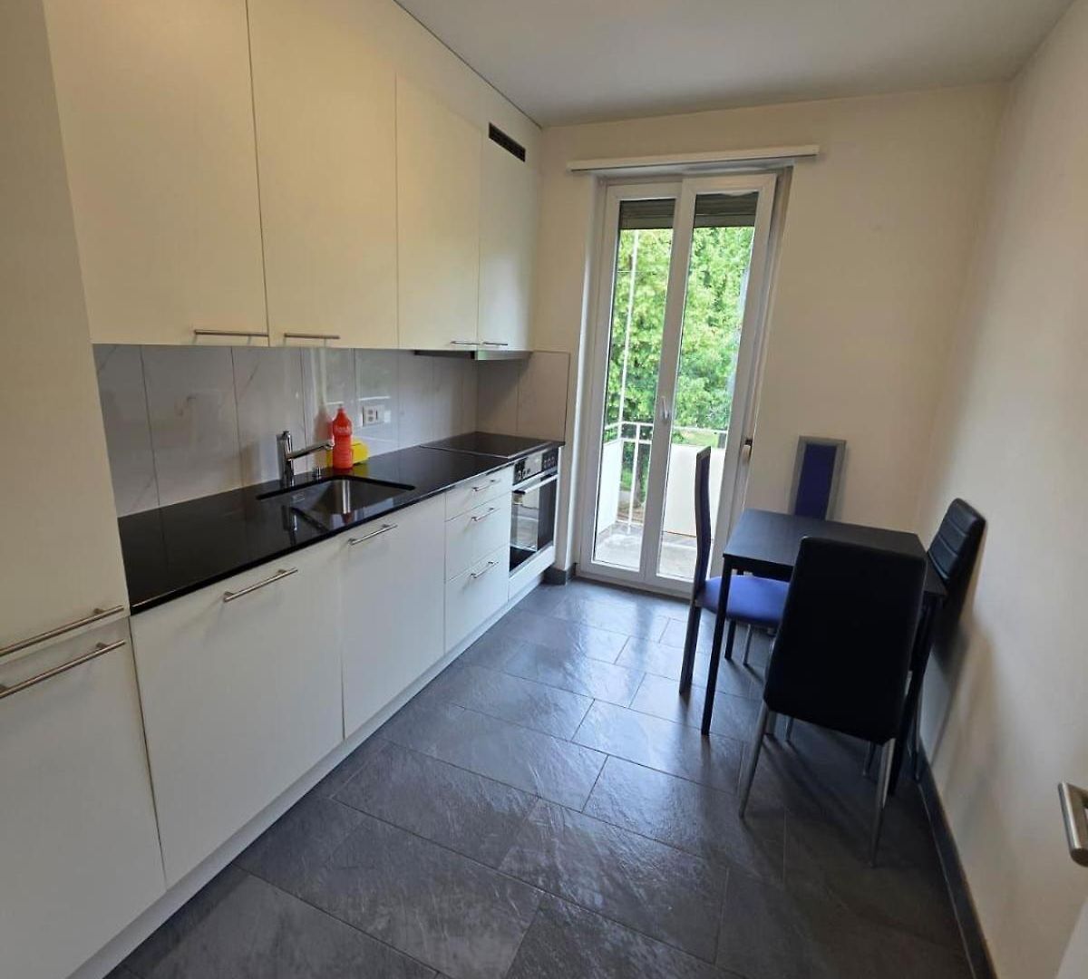 Large Flats, Center - Sche *