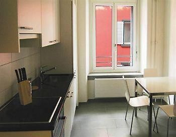Swiss Star West End - Contactless Self Check-in Apartment Zurich