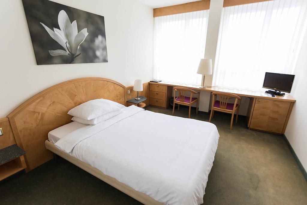 Hotel Astor & Serviced 3*