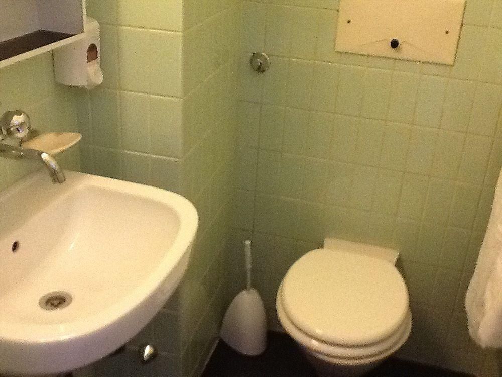 Hotel Center - Bellevue 3*