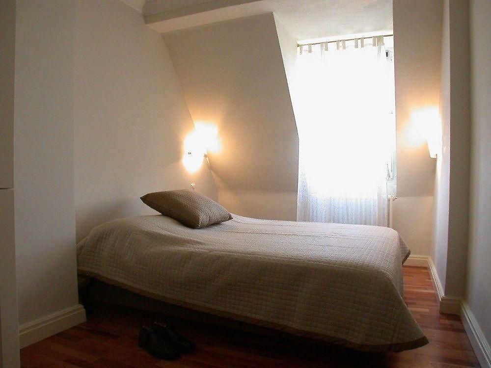 Visionapartments Albertstrasse - Self Check-in Apartment Zürich