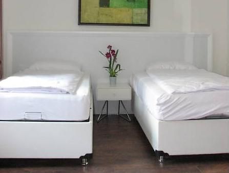 By Livingdowntown Apartment *