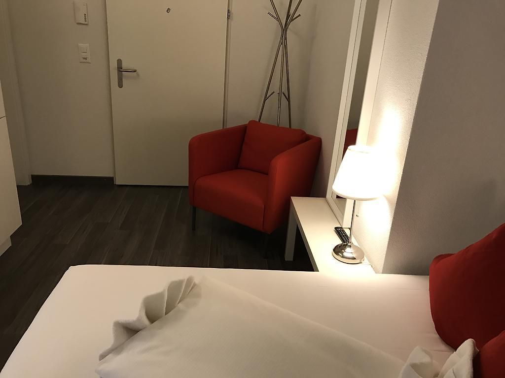 Inside Five 3*