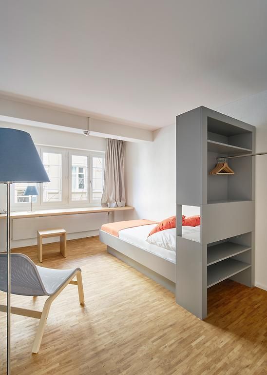 Josephine's - Women Only With Rooftop And Community Area Zurich