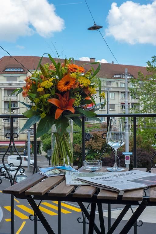 Neufeld Hotel