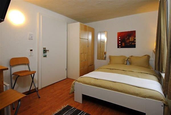 Hotel Statthotel 3*
