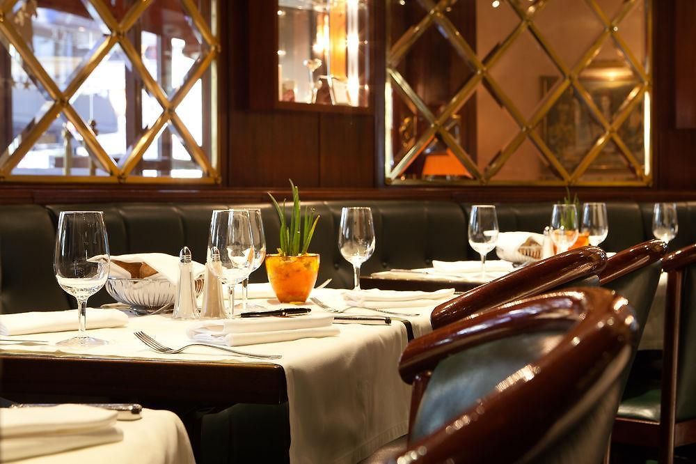 Ascot Hotel 4*