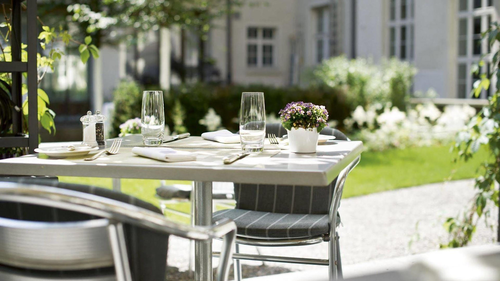 Glockenhof Hotel