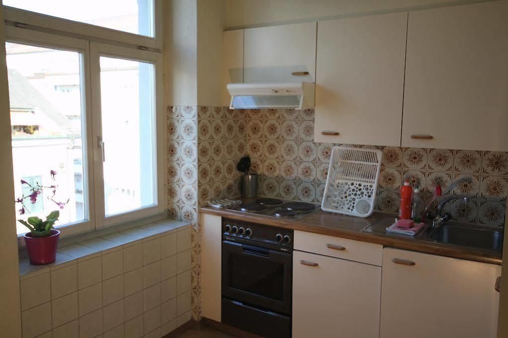 Apartment Hitrental Seefeld - Kreuzstrasse Zurich