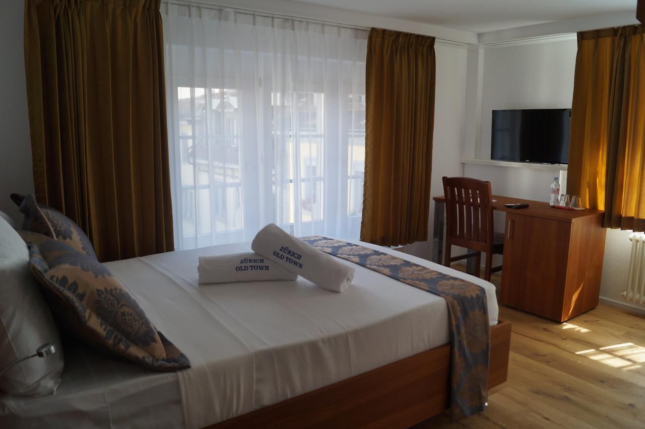 Old Town Hotel 4*