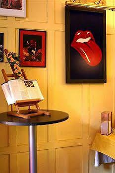 Ziczac Rock Hotel 2*