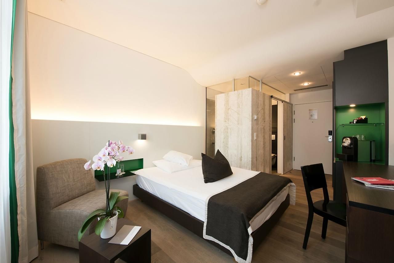 Glockenhof Hotel