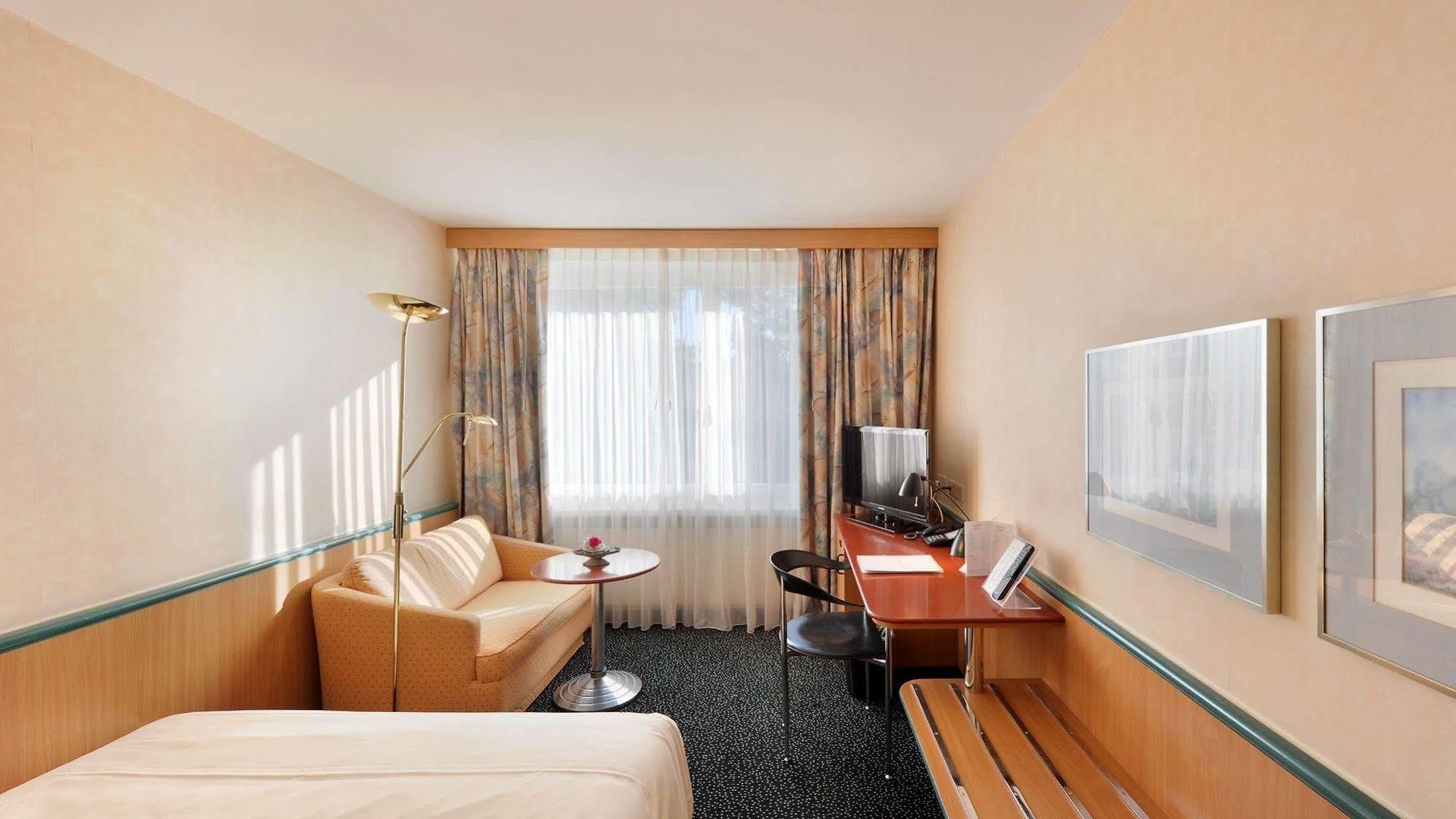 The Guests' House Hotel 3*