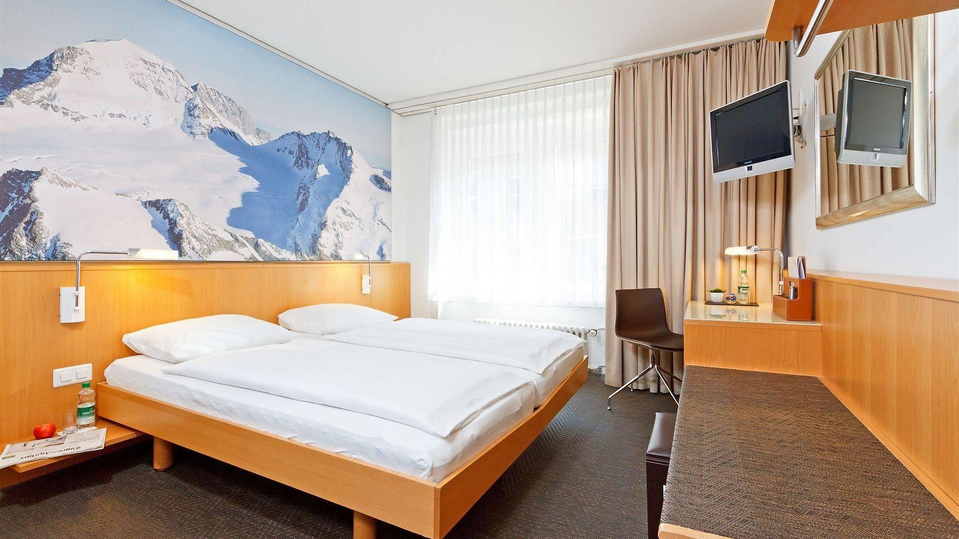 Felix Hotel 3*