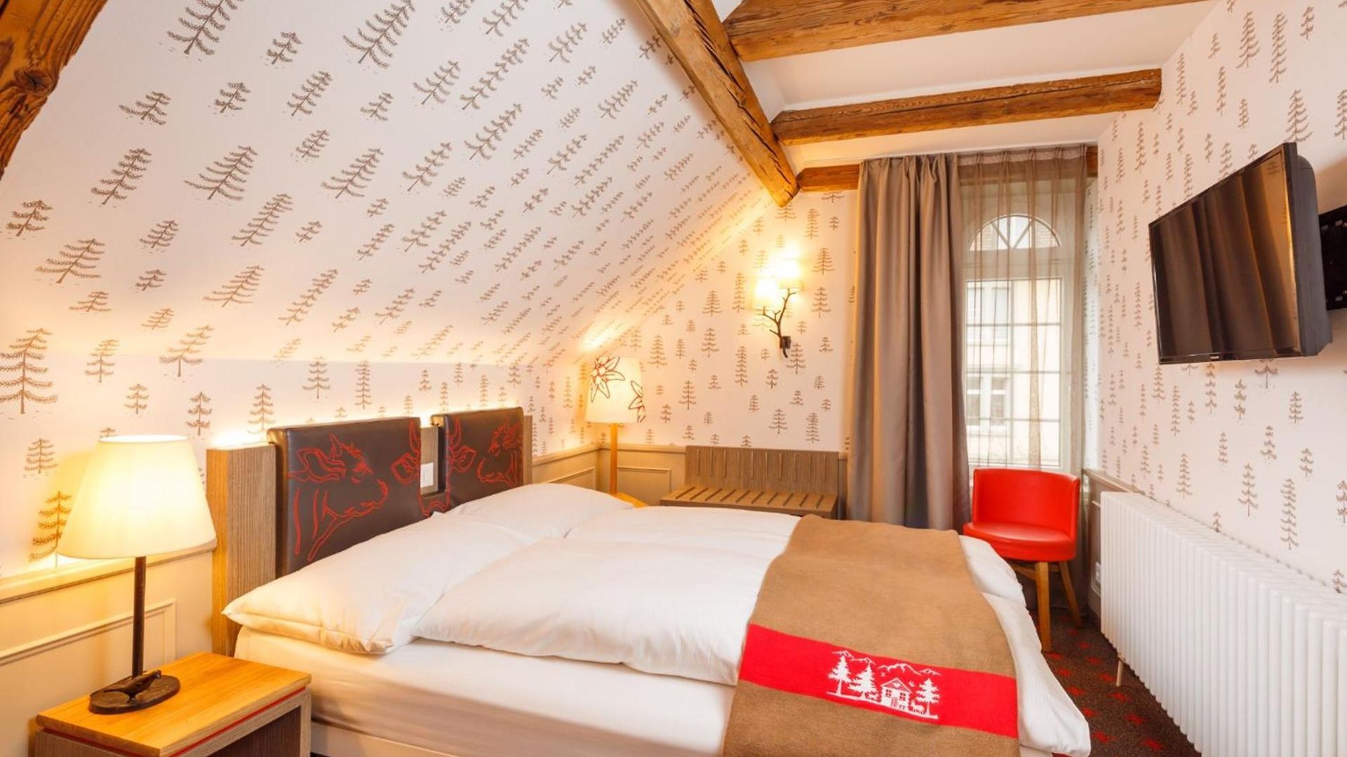 Hotel Swiss Night By Fassbind 3*