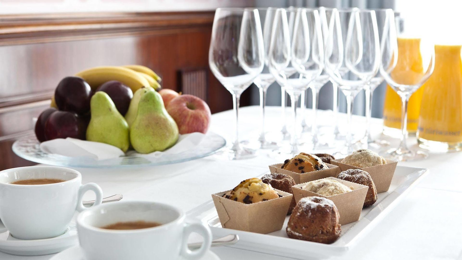 Ascot Hotel 4*