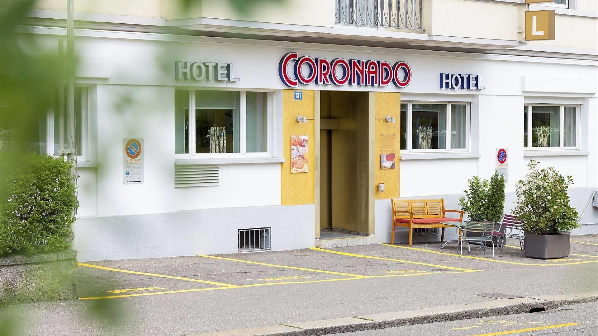 Coronado Hotel