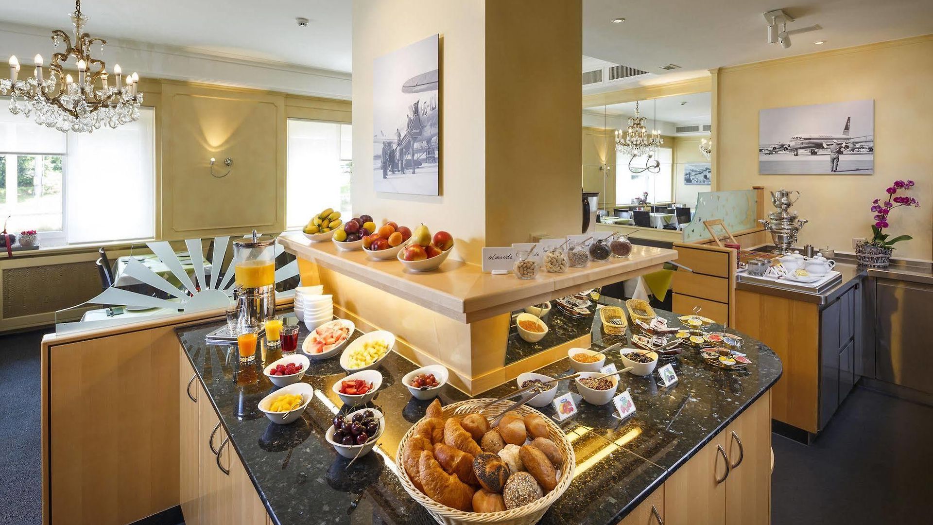 Hotel Coronado 3*