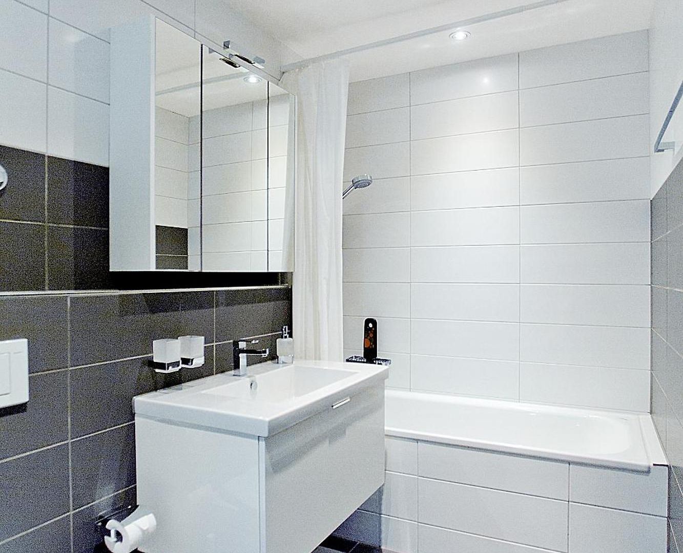 Apartment Premium By Livingdowntown