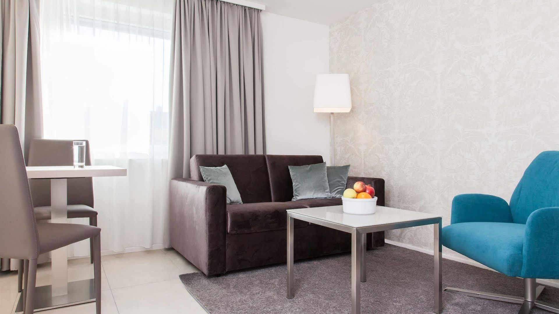 Aparthotel - Lindenstrasse 4*