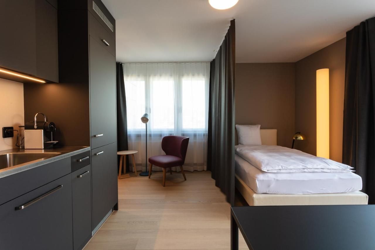 Apartment Ema House Serviced Superior Downtown