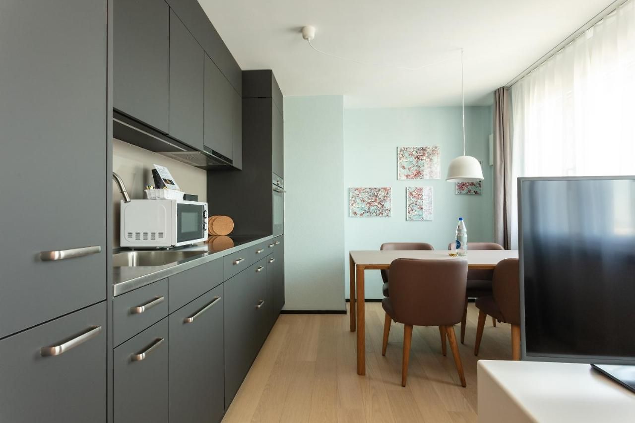 Ema House Serviced Superior Downtown *