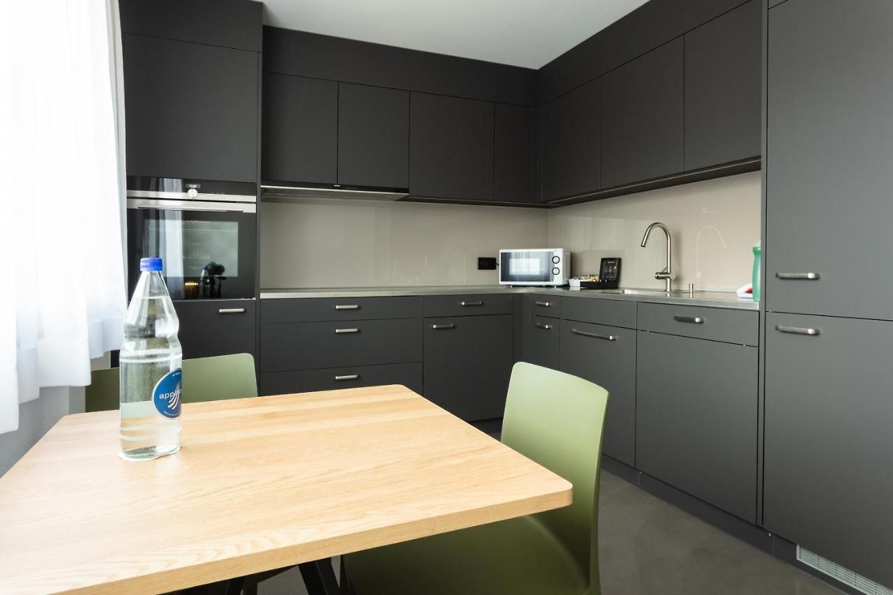 Ema House Serviced Superior Downtown *