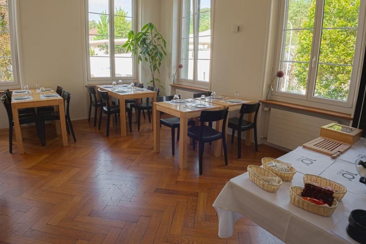 Dieci Allo Zoo Guest house