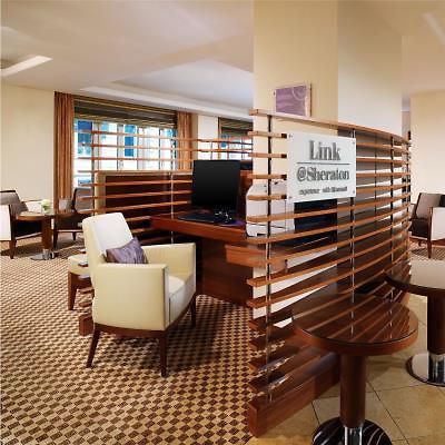 Neues Schloss Privat Zurich, Autograph Collection