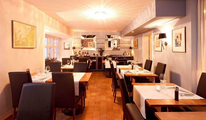 Hotel Roessli 3*