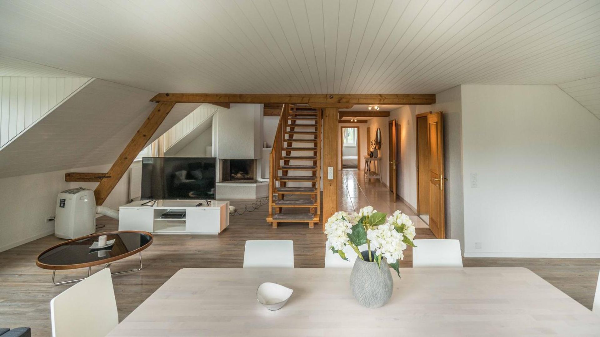 Loewenplatz Near Station By Airhome Apartment *
