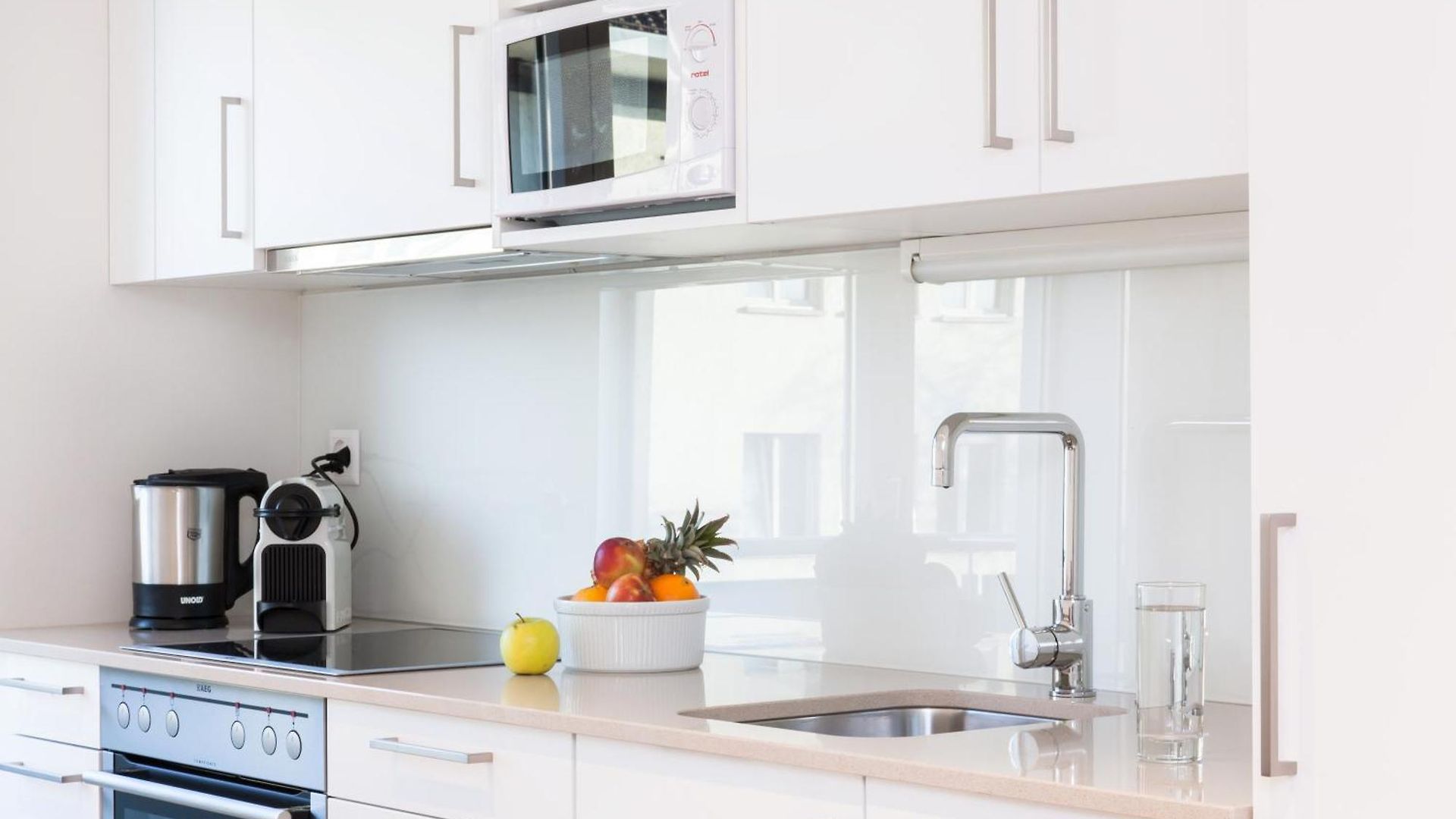 - Lindenstrasse 4* Zurich