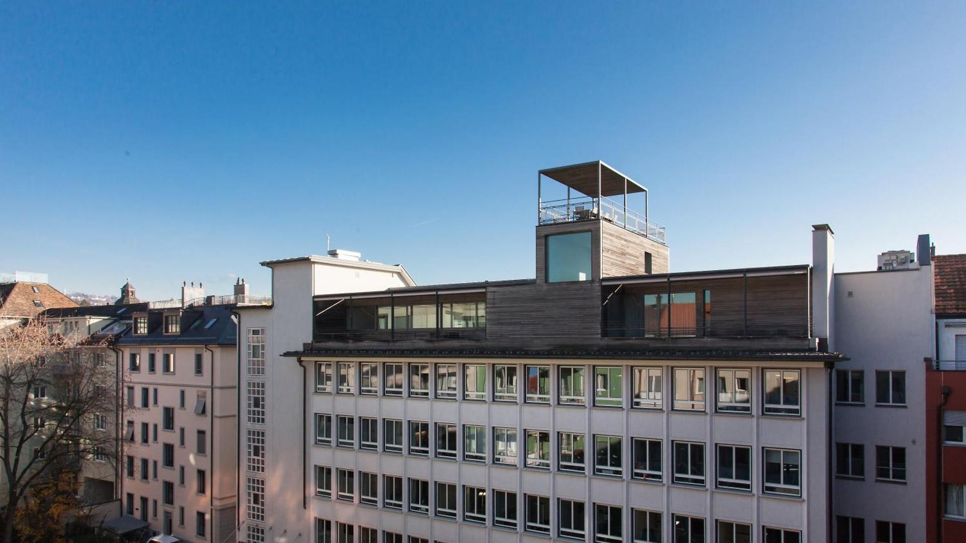Aparthotel - Lindenstrasse 4*