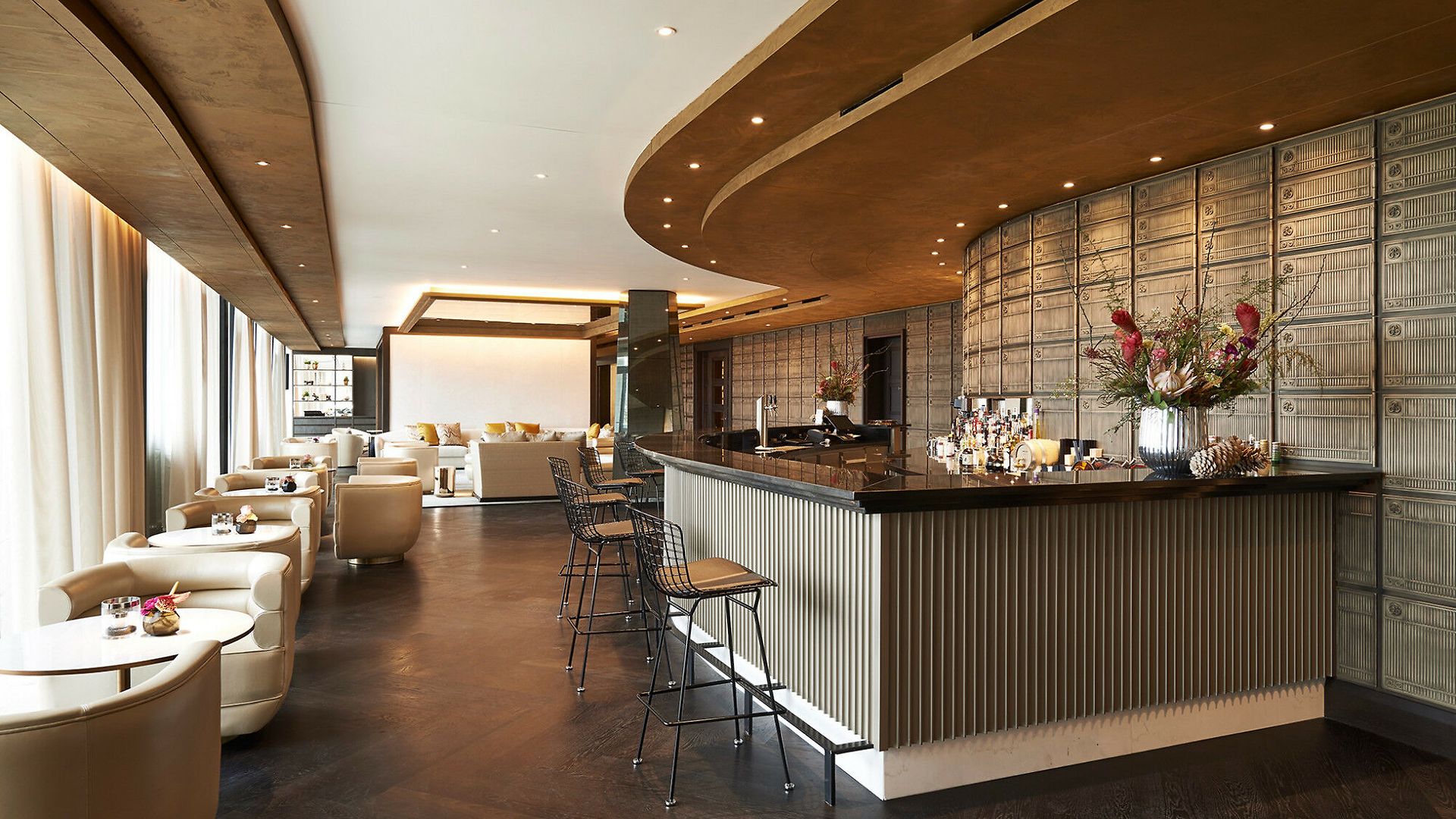 Five - Luxury Hotel