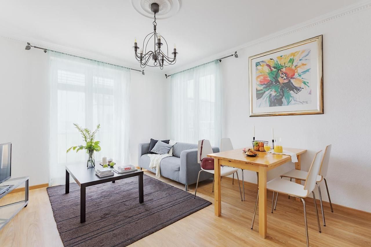 Swiss Star - Self Check-in Apartment *