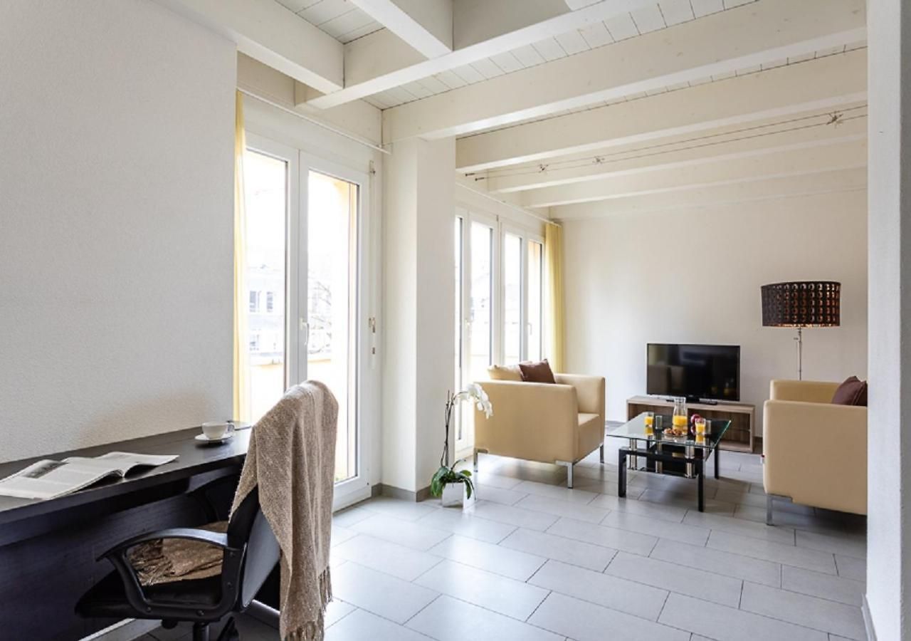 Swiss Star District 11 - Self Check-in Apartment *