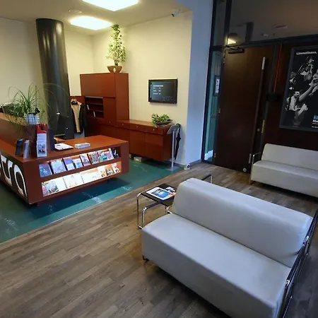 X-tra Hotel 3*