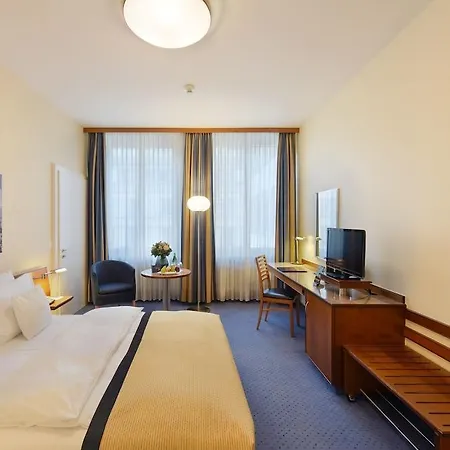 Hotel Glärnischhof By Trinity 4*