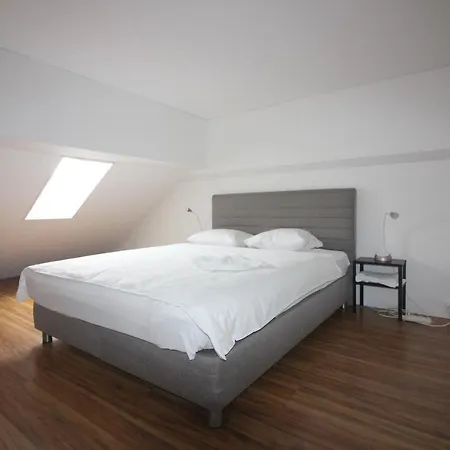 Swiss Star California - Self Check-in Apartment