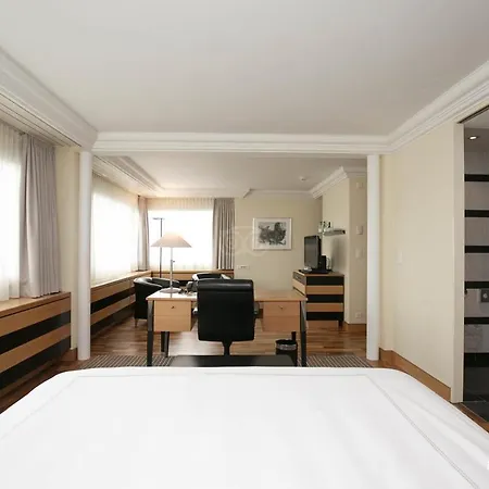 Hotel Becozy Self Check-in & Pop-up 4*
