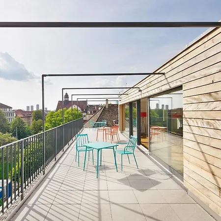Guest house Josephine's - Women Only With Rooftop And Community Area 3*