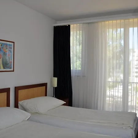 Landhus Hotel 3*