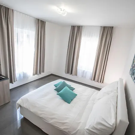 Kernhof Self Check-in Hotel 3*