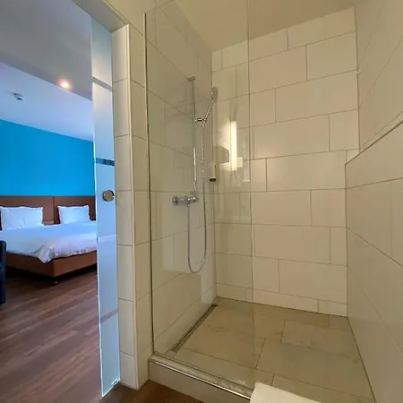 Royal 3* Zurich