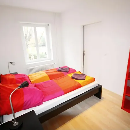 Hitrental Stauffacher Apartment Zurich