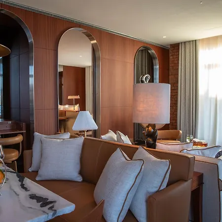 Hotel La Reserve Eden Au 5*