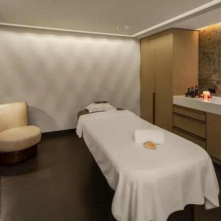 Five - Luxury Hotel 5*