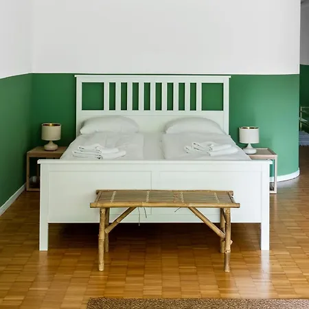 Cozy Close To The Center Of Forch Apartment *