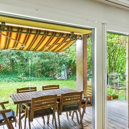 Apartment Cozy Close To The Center Of Forch *